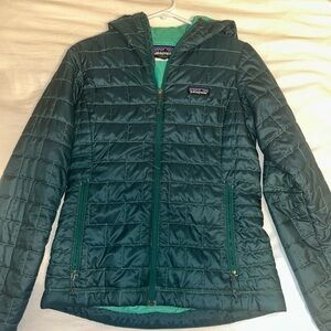 Patagonia Women's Dark Green Puffer Jacket